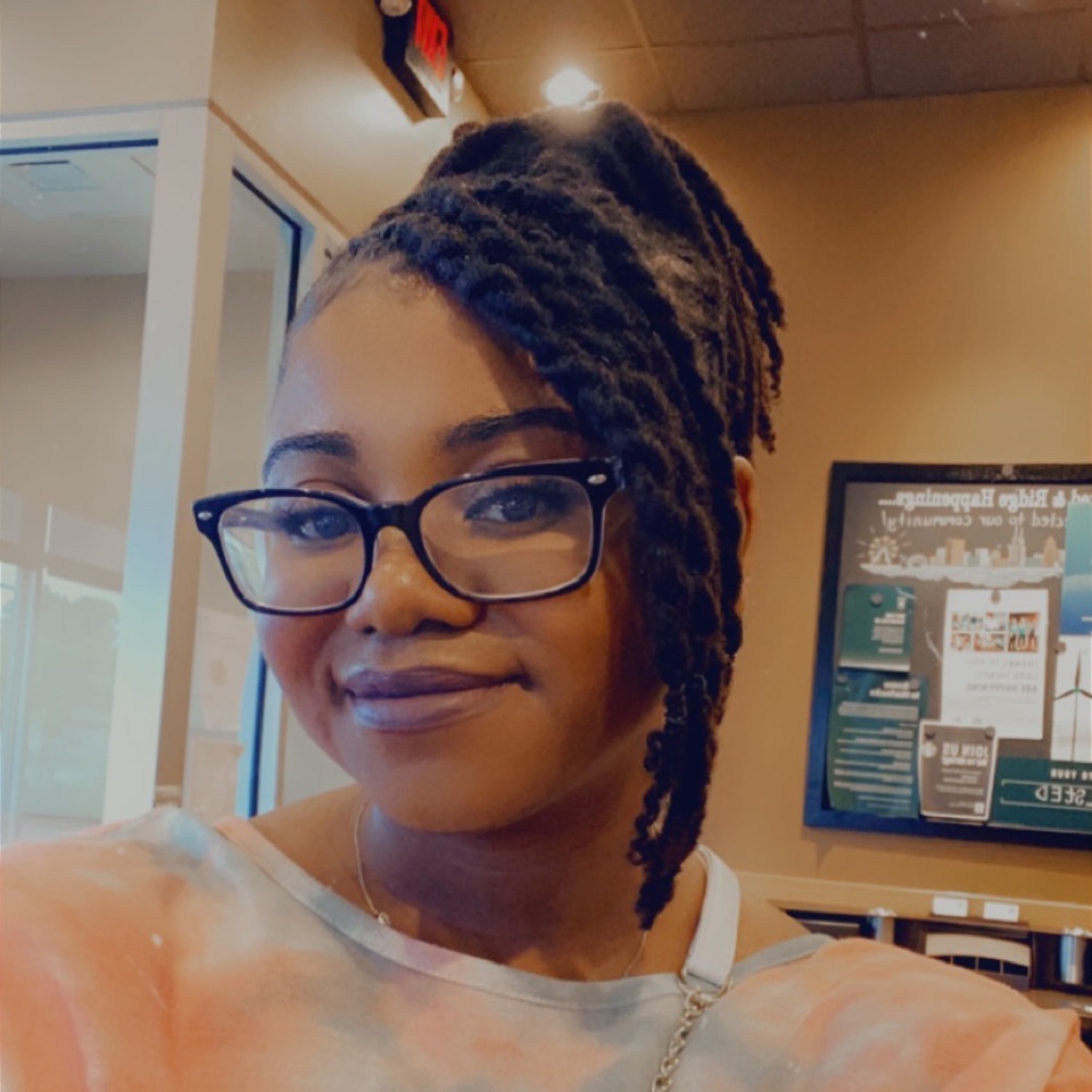 Meet your Posher, Laqueishia